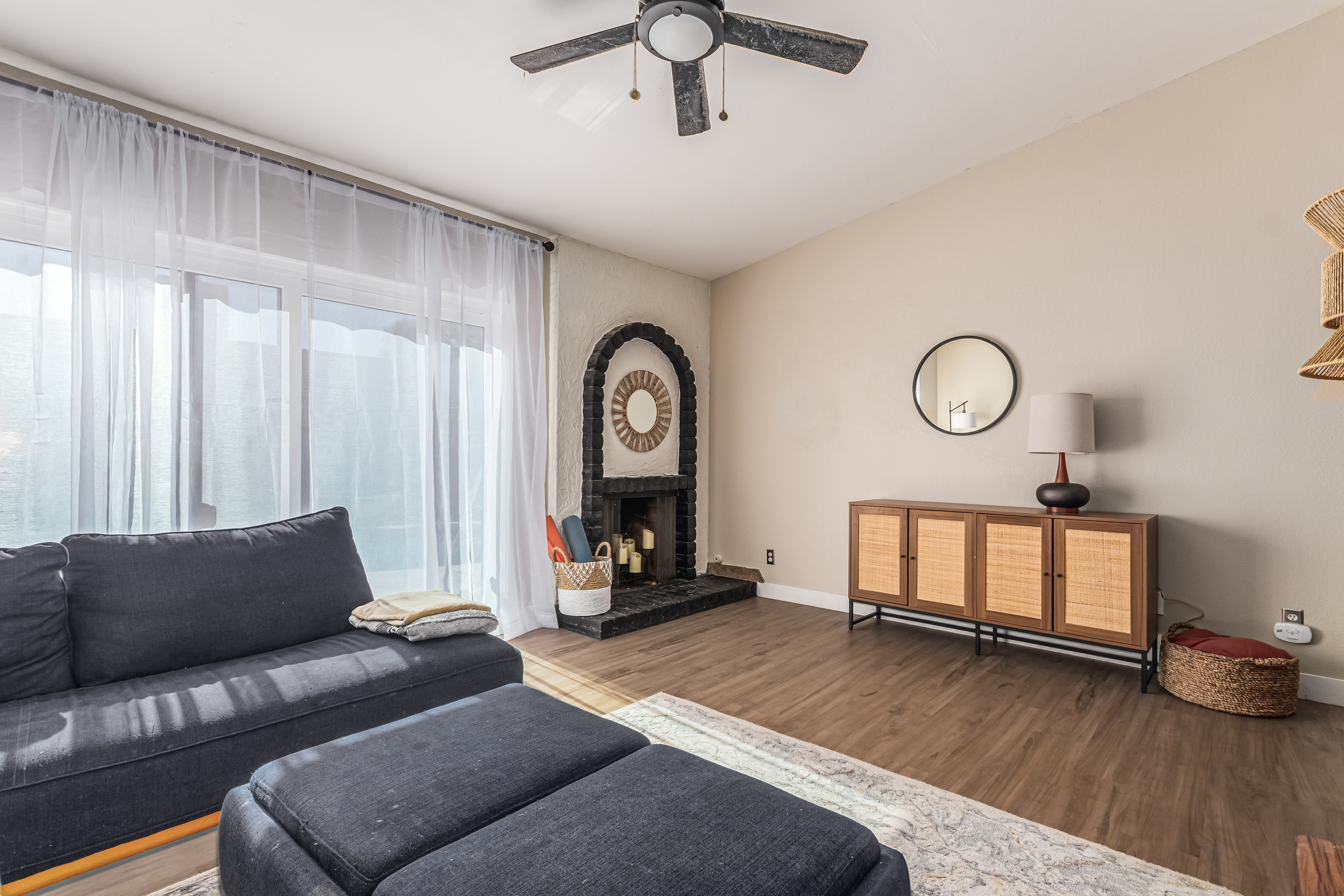 959 E Lobster Trap Ln Media Preview